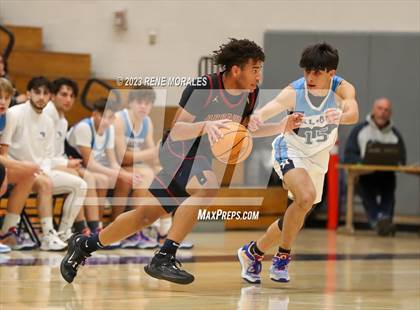 Thumbnail 2 in Arcadia vs Crescenta Valley photogallery.