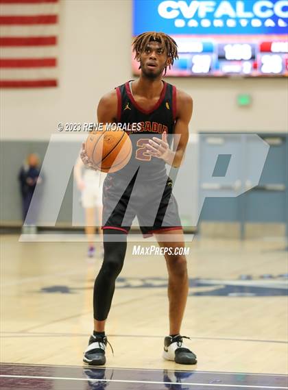 Thumbnail 2 in Arcadia vs Crescenta Valley photogallery.