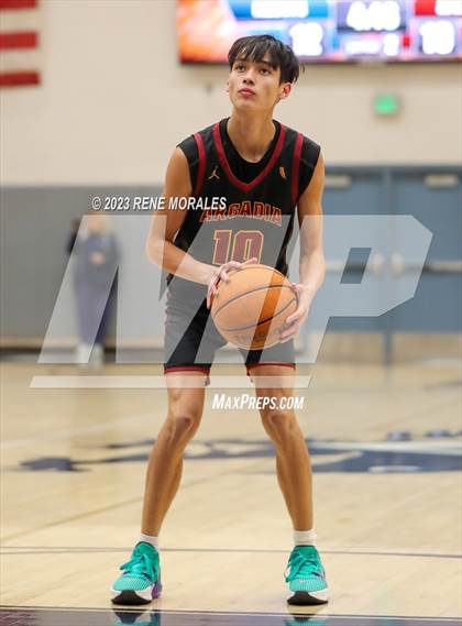 Thumbnail 3 in Arcadia vs Crescenta Valley photogallery.