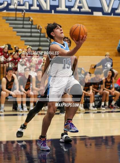 Thumbnail 1 in Arcadia vs Crescenta Valley photogallery.