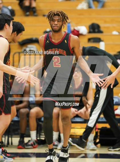 Thumbnail 1 in Arcadia vs Crescenta Valley photogallery.