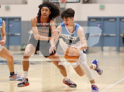 Thumbnail 2 in Arcadia vs Crescenta Valley photogallery.