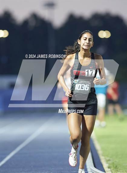 Thumbnail 2 in FHSAA 2A Finals (3200 Meters) photogallery.