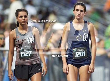 Thumbnail 1 in FHSAA 2A Finals (3200 Meters) photogallery.