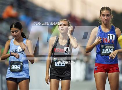 Thumbnail 1 in FHSAA 2A Finals (3200 Meters) photogallery.