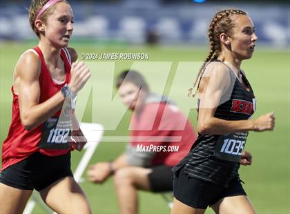 Thumbnail 2 in FHSAA 2A Finals (3200 Meters) photogallery.