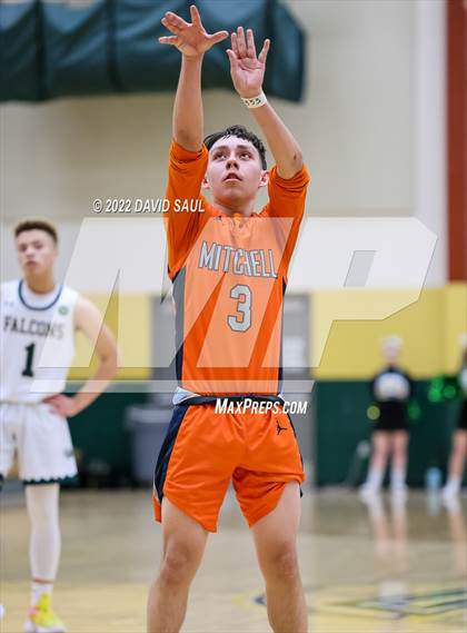 Thumbnail 2 in Mitchell @ Falcon photogallery.