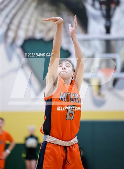 Thumbnail 3 in Mitchell @ Falcon photogallery.