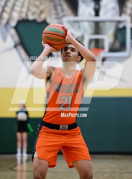 Thumbnail 3 in Mitchell @ Falcon photogallery.