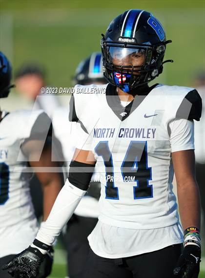 Thumbnail 3 in North Crowley vs Allen (UIL 6A D1 Quarterfinal playoff) photogallery.