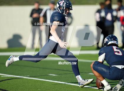 Thumbnail 3 in North Crowley vs Allen (UIL 6A D1 Quarterfinal playoff) photogallery.