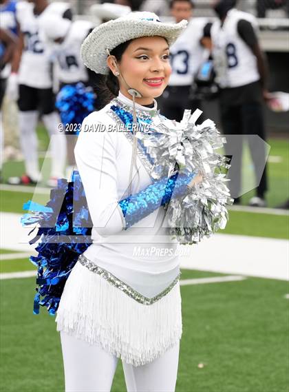 Thumbnail 1 in North Crowley vs Allen (UIL 6A D1 Quarterfinal playoff) photogallery.