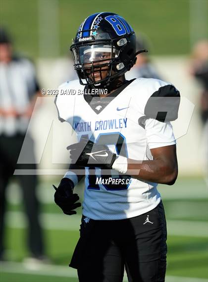 Thumbnail 1 in North Crowley vs Allen (UIL 6A D1 Quarterfinal playoff) photogallery.