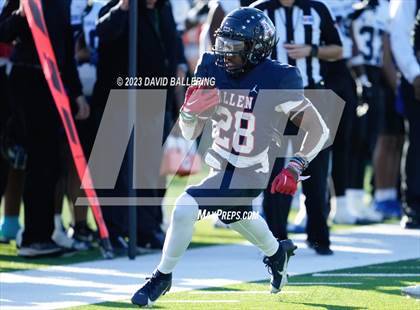 Thumbnail 2 in North Crowley vs Allen (UIL 6A D1 Quarterfinal playoff) photogallery.