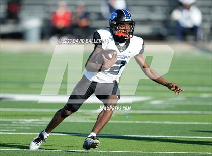 Thumbnail 1 in North Crowley vs Allen (UIL 6A D1 Quarterfinal playoff) photogallery.