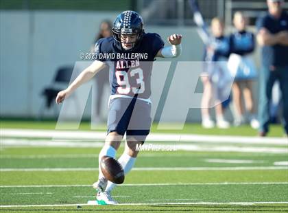 Thumbnail 2 in North Crowley vs Allen (UIL 6A D1 Quarterfinal playoff) photogallery.