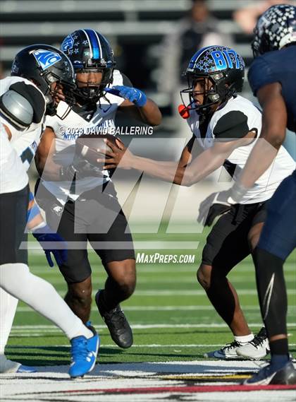Thumbnail 1 in North Crowley vs Allen (UIL 6A D1 Quarterfinal playoff) photogallery.