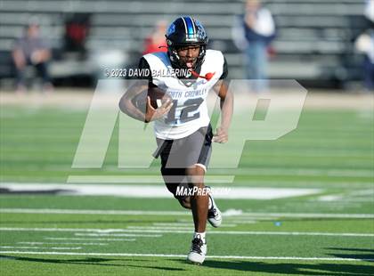 Thumbnail 2 in North Crowley vs Allen (UIL 6A D1 Quarterfinal playoff) photogallery.