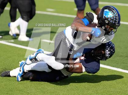 Thumbnail 3 in North Crowley vs Allen (UIL 6A D1 Quarterfinal playoff) photogallery.