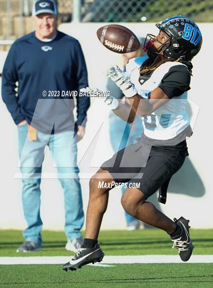 Thumbnail 1 in North Crowley vs Allen (UIL 6A D1 Quarterfinal playoff) photogallery.