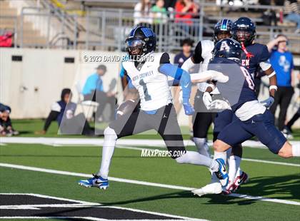 Thumbnail 3 in North Crowley vs Allen (UIL 6A D1 Quarterfinal playoff) photogallery.