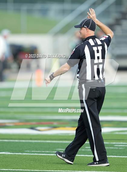Thumbnail 1 in North Crowley vs Allen (UIL 6A D1 Quarterfinal playoff) photogallery.