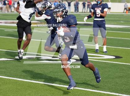 Thumbnail 3 in North Crowley vs Allen (UIL 6A D1 Quarterfinal playoff) photogallery.