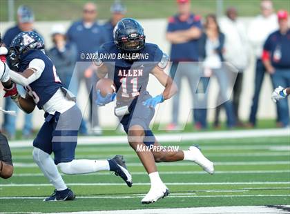 Thumbnail 1 in North Crowley vs Allen (UIL 6A D1 Quarterfinal playoff) photogallery.