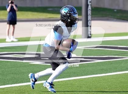 Thumbnail 2 in North Crowley vs Allen (UIL 6A D1 Quarterfinal playoff) photogallery.