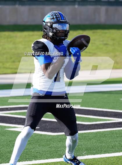 Thumbnail 2 in North Crowley vs Allen (UIL 6A D1 Quarterfinal playoff) photogallery.