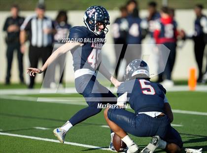 Thumbnail 2 in North Crowley vs Allen (UIL 6A D1 Quarterfinal playoff) photogallery.