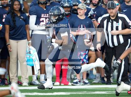 Thumbnail 1 in North Crowley vs Allen (UIL 6A D1 Quarterfinal playoff) photogallery.