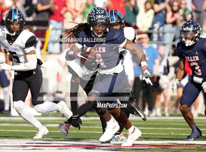 Thumbnail 1 in North Crowley vs Allen (UIL 6A D1 Quarterfinal playoff) photogallery.
