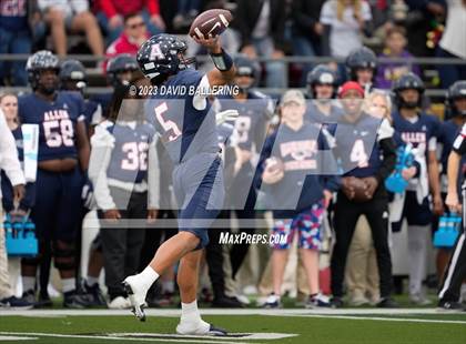 Thumbnail 3 in North Crowley vs Allen (UIL 6A D1 Quarterfinal playoff) photogallery.