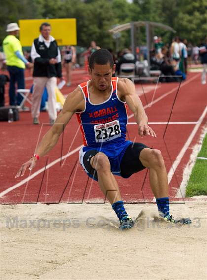 Thumbnail 2 in Stanford Invitational Triple Jump photogallery.