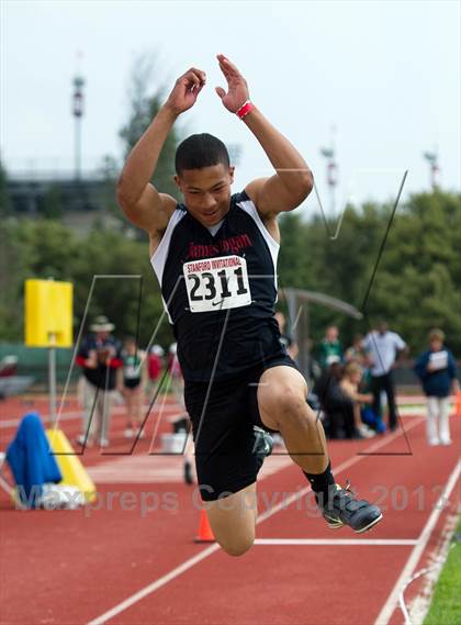Thumbnail 1 in Stanford Invitational Triple Jump photogallery.