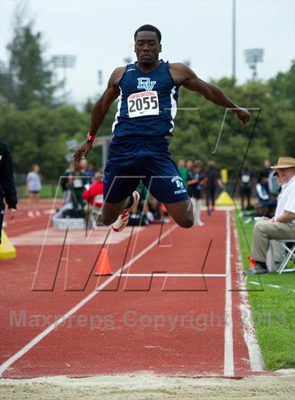 Thumbnail 1 in Stanford Invitational Triple Jump photogallery.