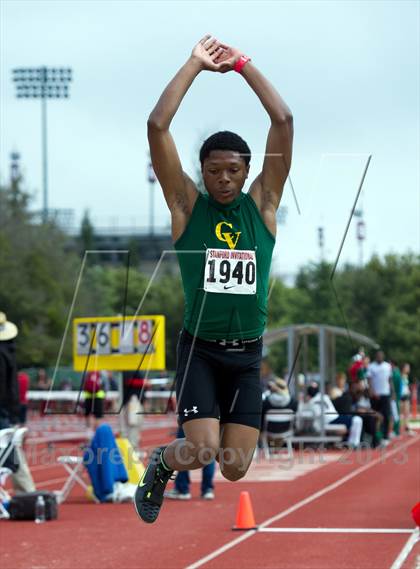 Thumbnail 2 in Stanford Invitational Triple Jump photogallery.