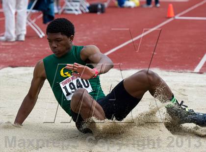 Thumbnail 3 in Stanford Invitational Triple Jump photogallery.