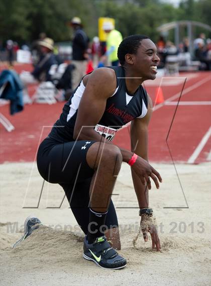 Thumbnail 2 in Stanford Invitational Triple Jump photogallery.