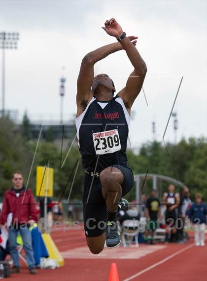Thumbnail 2 in Stanford Invitational Triple Jump photogallery.