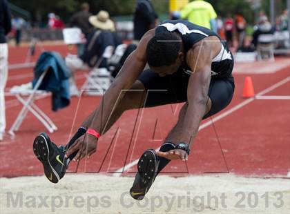 Thumbnail 1 in Stanford Invitational Triple Jump photogallery.