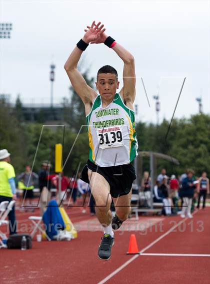 Thumbnail 3 in Stanford Invitational Triple Jump photogallery.