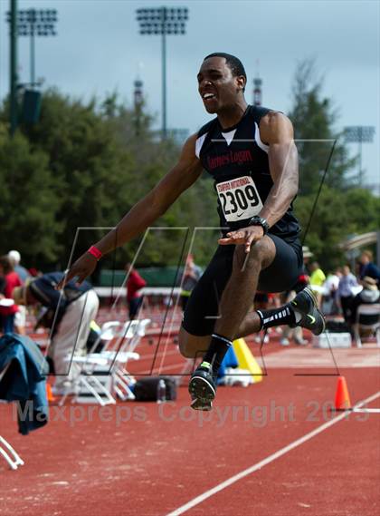 Thumbnail 1 in Stanford Invitational Triple Jump photogallery.