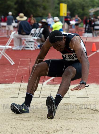 Thumbnail 2 in Stanford Invitational Triple Jump photogallery.