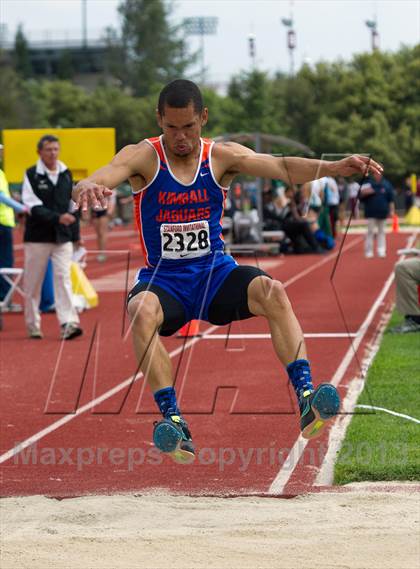 Thumbnail 1 in Stanford Invitational Triple Jump photogallery.