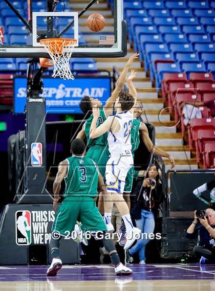 Thumbnail 3 in El Cerrito vs. Serra (CIF D2 NorCal Final) photogallery.