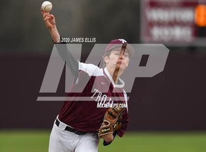 Thumbnail 2 in Lorena vs. Troy photogallery.