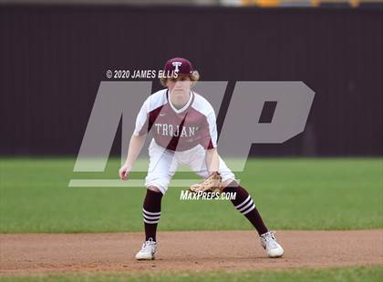 Thumbnail 2 in Lorena vs. Troy photogallery.