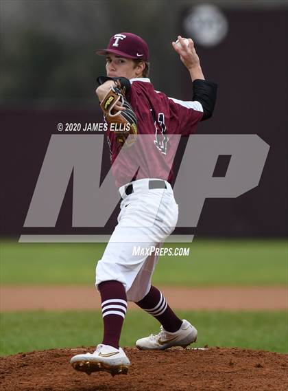 Thumbnail 1 in Lorena vs. Troy photogallery.